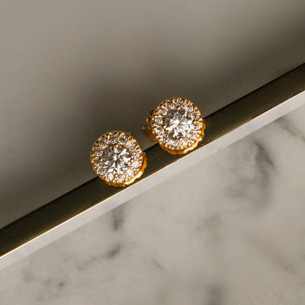 Kolczyki pozłacane na zatyczkę z cyrkoniami Little Sami