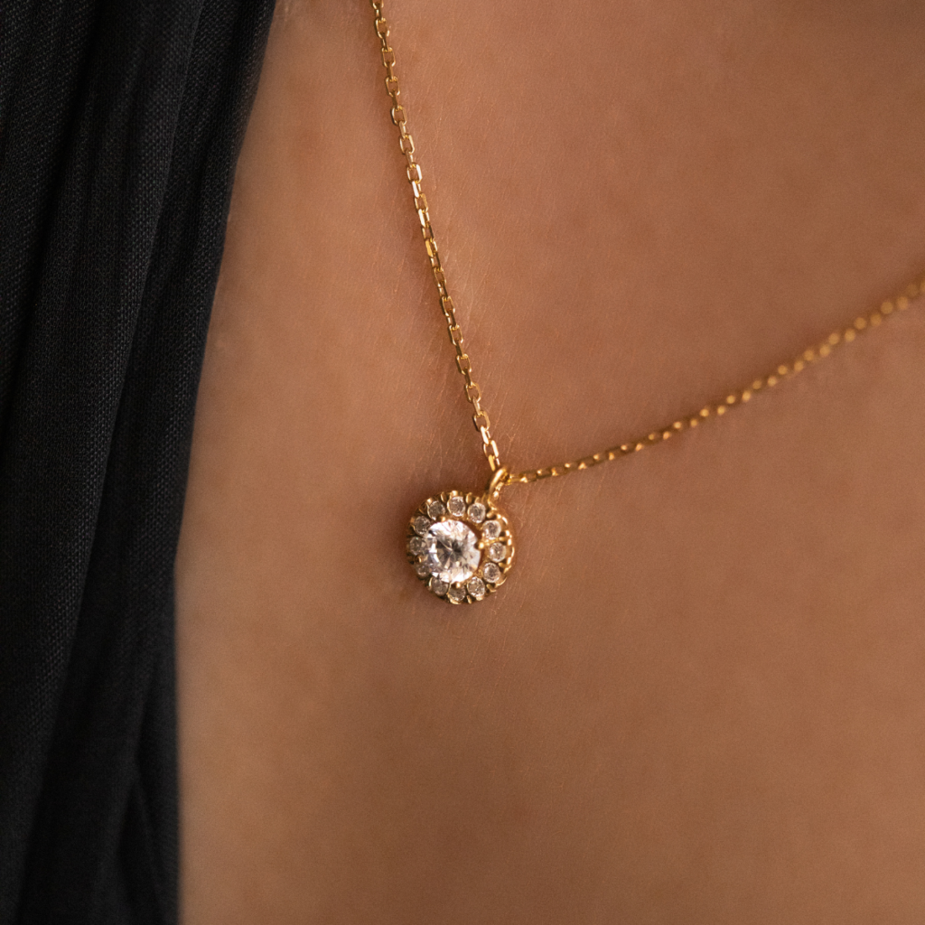 Komplet biżuterii pozłacanej kolczyki i naszyjnik z cyrkoniami Little Sami