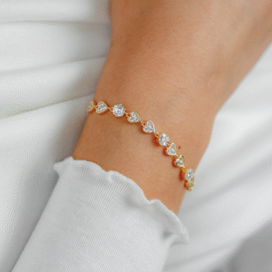 Bransoletka pozłacana z sercami i moissanitami Aura