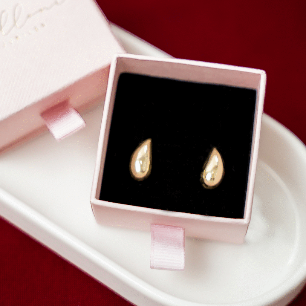 Kolczyki pozłacane na zatyczkę gładkie krople Harmony