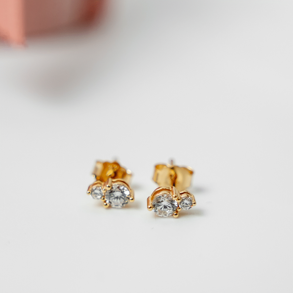 Kolczyki pozłacane na zatyczkę z cyrkoniami Eleni