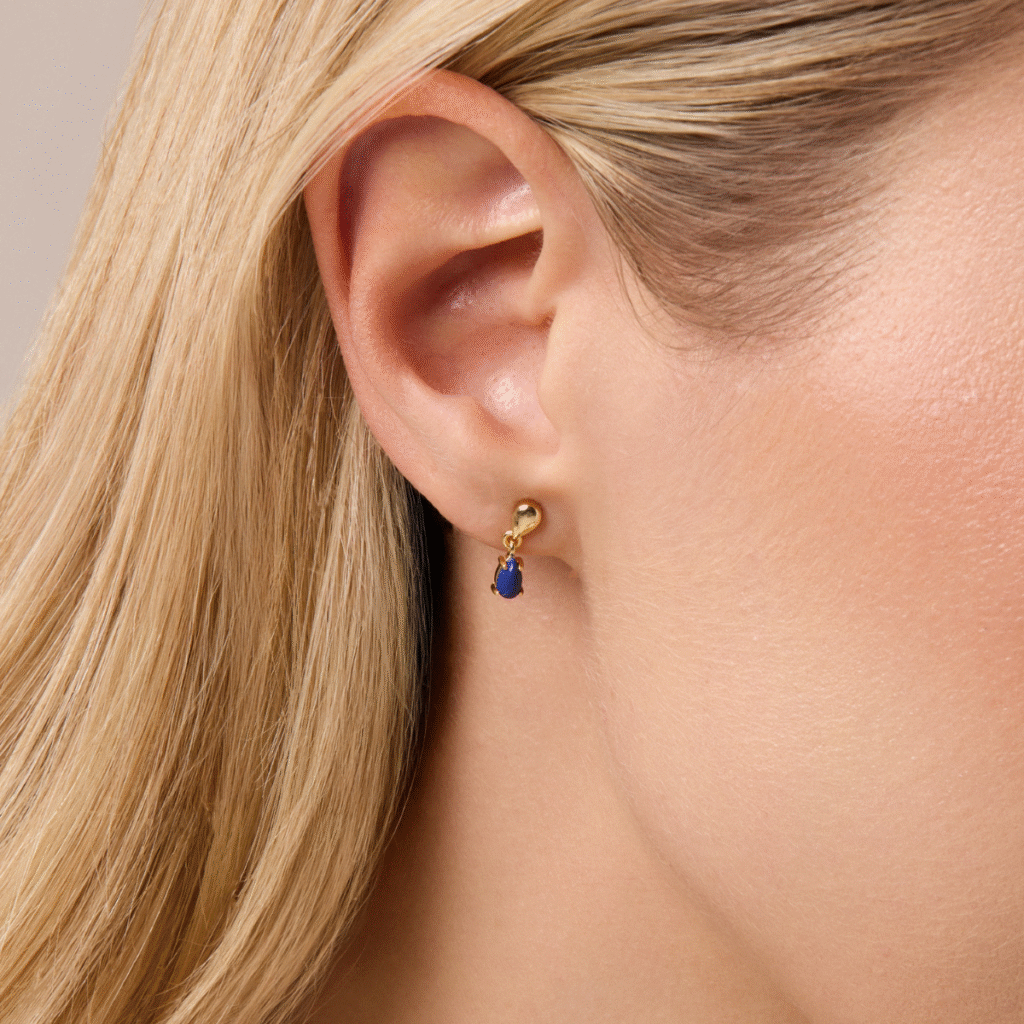 Kolczyki pozłacane wiszące na zatyczkę z kamieniem Lapis Lazuri Noelle